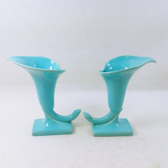 Calla Lily Vase Hollywood by California Art Products Retro Set of 2 Blue - Picture 4 of 10